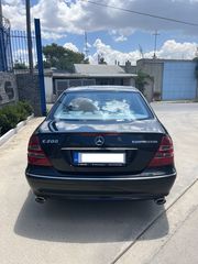 Mercedes-Benz E 200 2004  Compressor Avantgarde Automatic-thumb-7