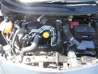 Nissan Micra 2017-thumb-12