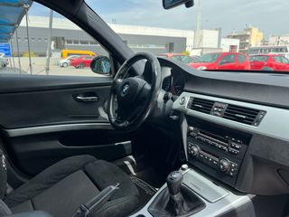 Bmw 320 2006 320SI-thumb-77