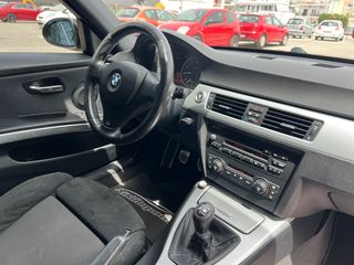 Bmw 320 2006 320SI-thumb-79