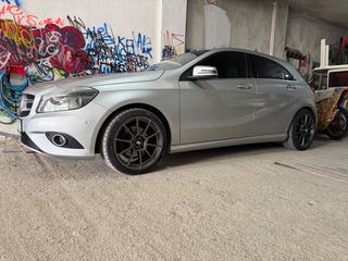 Mercedes-Benz A 200 2014 A200-thumb-43