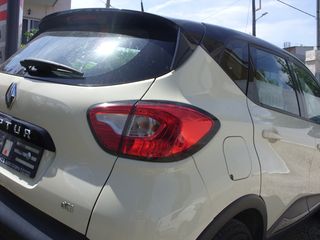 Renault Captur 2016-thumb-2