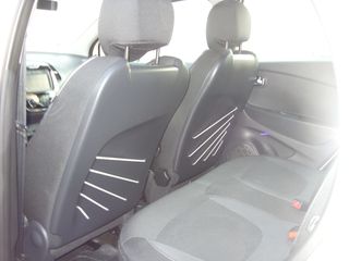 Renault Captur 2016-thumb-5