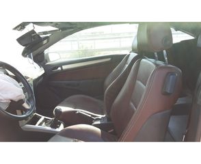 Opel Astra 2007-thumb-5
