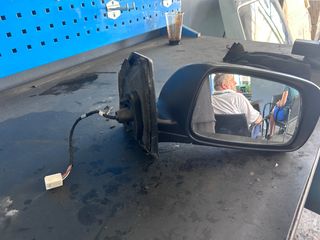 Toyota Corola 2003. πεντάθυρο Καθρέφτης δεξί με τετράγωνη μπρίζα