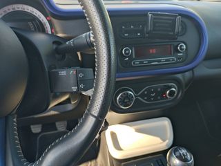 Renault Twingo 2016 ENERGY TCe 90 Cosmic EDC-thumb-10