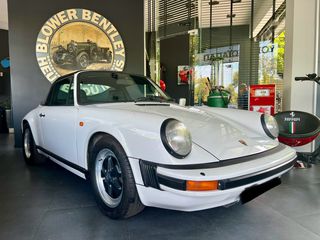 Porsche 911 '82 CS TARGA 