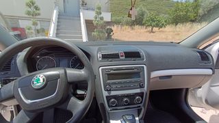Skoda Octavia 2011 1.2 tsi ΑΡΙΣΤΟ !!!!-thumb-9