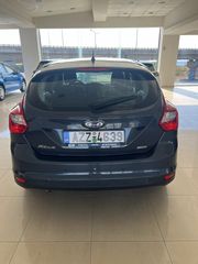Ford Focus 2012-thumb-1