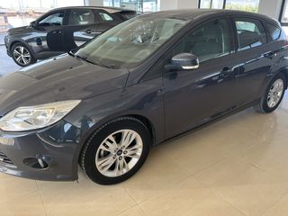 Ford Focus 2012-thumb-3