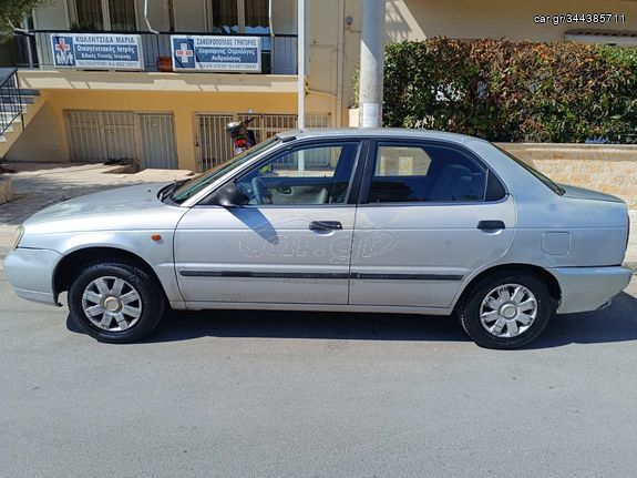 Suzuki Baleno '00