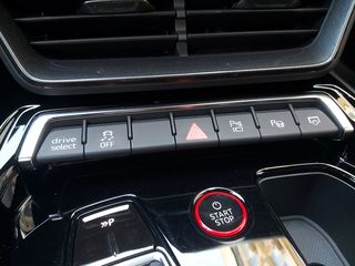 Audi RS e-tron GT 2022 Edition One / 1 of 100-thumb-34