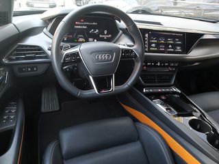 Audi RS e-tron GT 2022 Edition One / 1 of 100-thumb-19