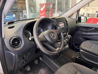 Mercedes-Benz 2018-thumb-8