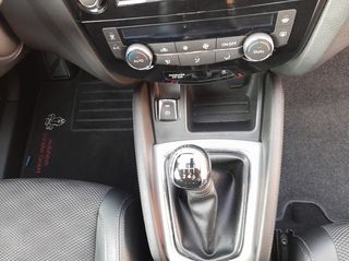Nissan Qashqai 2015 1.6  TEKNA 163PS-thumb-20