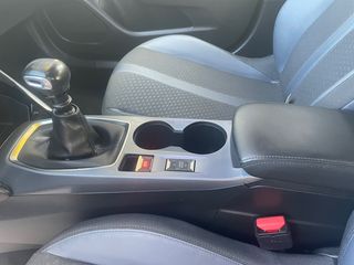 Peugeot 2008 2020 1.2 PURETECH*131hp*ALLURE-thumb-37