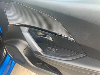 Peugeot 2008 2020 1.2 PURETECH*131hp*ALLURE-thumb-38