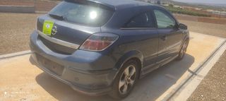 Opel Astra 2006 GTC -thumb-4