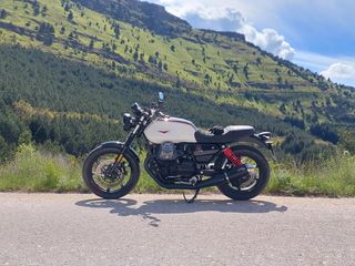 Moto Guzzi V 7 '24 Stone-Ten