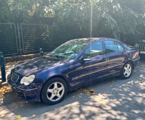 Mercedes-Benz C 200 '01