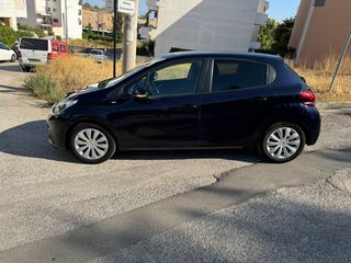 Peugeot 208 2017 1.2 VTi Style-thumb-1