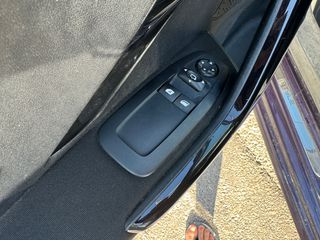 Peugeot 208 2017 1.2 VTi Style-thumb-4