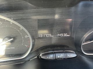 Peugeot 208 2017 1.2 VTi Style-thumb-6
