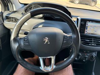 Peugeot 208 2017 1.2 VTi Style-thumb-10
