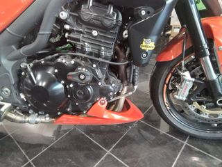 Triumph Speed Triple 1050 2011-thumb-5