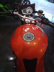 Triumph Speed Triple 1050 2011-thumb-7