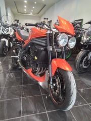 Triumph Speed Triple 1050 2011-thumb-2