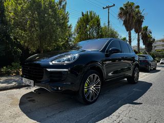 Porsche Cayenne 2015 S E-Hybrid-thumb-2