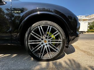 Porsche Cayenne 2015 S E-Hybrid-thumb-6