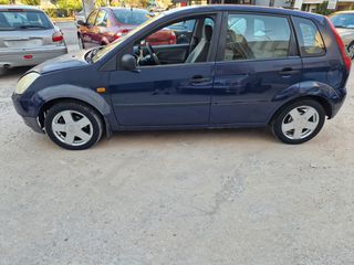 Ford Fiesta 2003-thumb-3