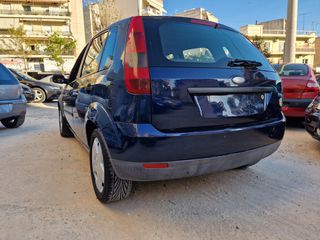 Ford Fiesta 2003-thumb-6