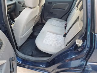 Ford Fiesta 2003-thumb-16