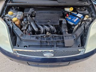 Ford Fiesta 2003-thumb-18