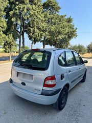 Renault Scenic 2004-thumb-3