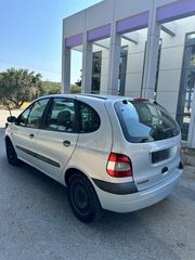 Renault Scenic 2004-thumb-4