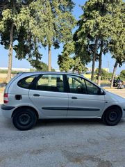 Renault Scenic 2004-thumb-7