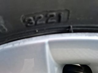 Toyota Yaris 2015-thumb-17