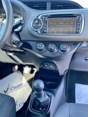 Toyota Yaris 2015-thumb-14