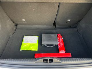 Citroen C3 2018 PureTech VTi 82 Selection-thumb-13