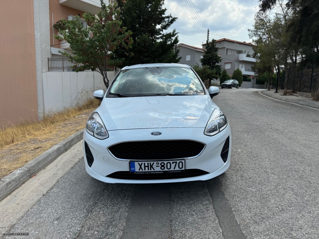 Ford Fiesta 2018 Navi park line assistant