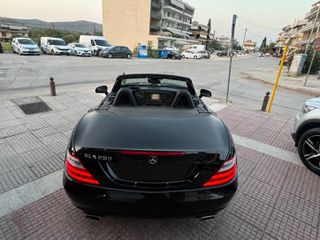 Mercedes-Benz SLK 250 2011-thumb-12