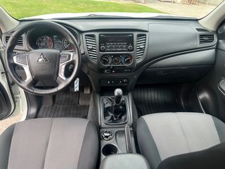 Mitsubishi L200 2022-thumb-10