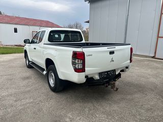 Mitsubishi L200 2022-thumb-6