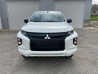 Mitsubishi L200 2022-thumb-1
