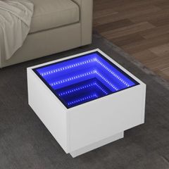 Τραπέζι Βοηθητικό με LED Λευκό 40x40x30 εκ. Επεξεργασμένο Ξύλο 847497