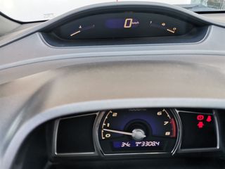 Honda Civic 2006-thumb-19